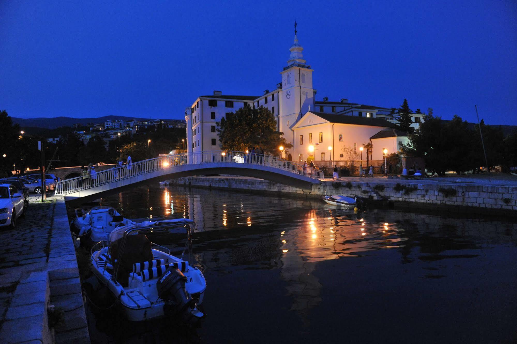 Hotel Kastel Crikvenica Exterior photo