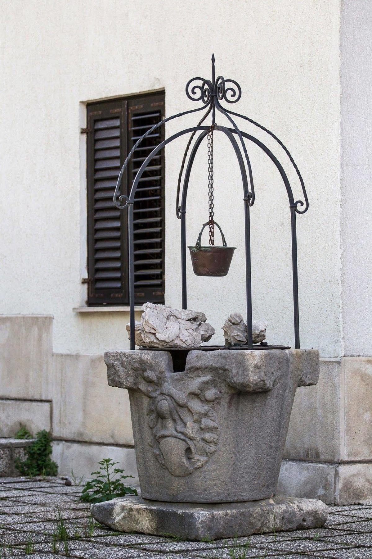 Hotel Kastel Crikvenica Exterior photo