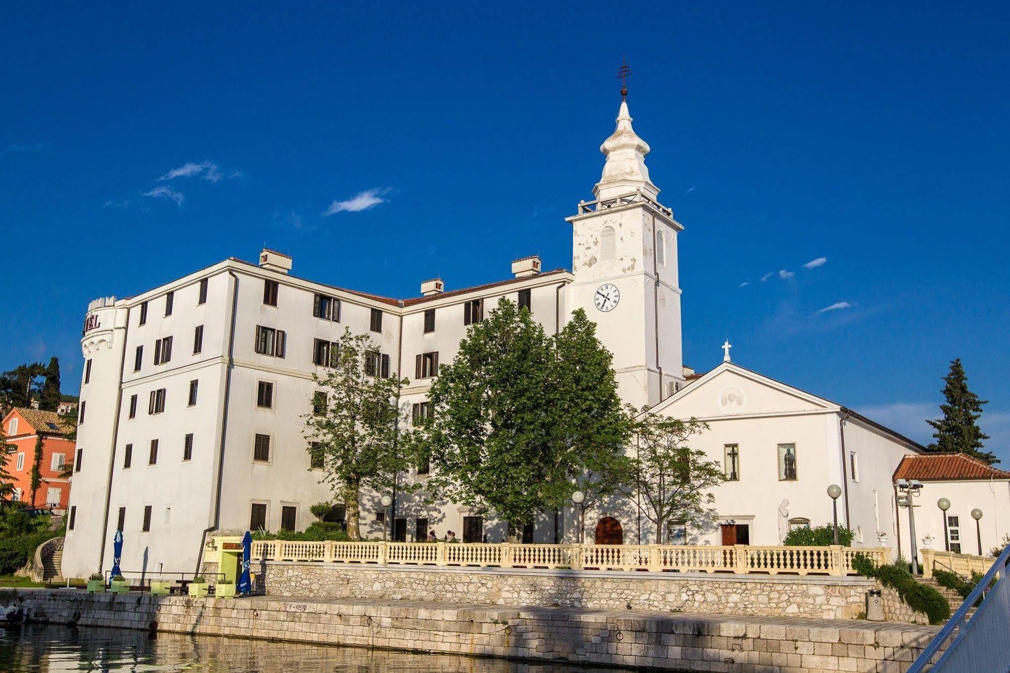Hotel Kastel Crikvenica Exterior photo